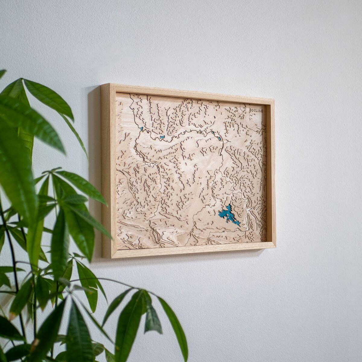 Déco naturelle avec la carte du pays de Mirepoix fabriquée en France de manière artisanale